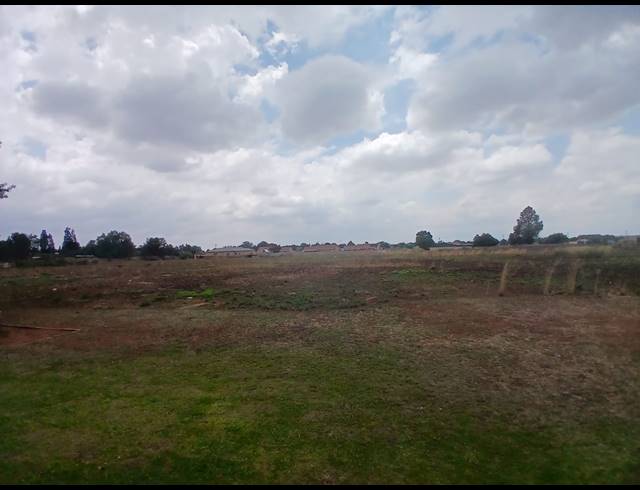 10,400M² VACANT LAND SOLD IN KOOKRUS